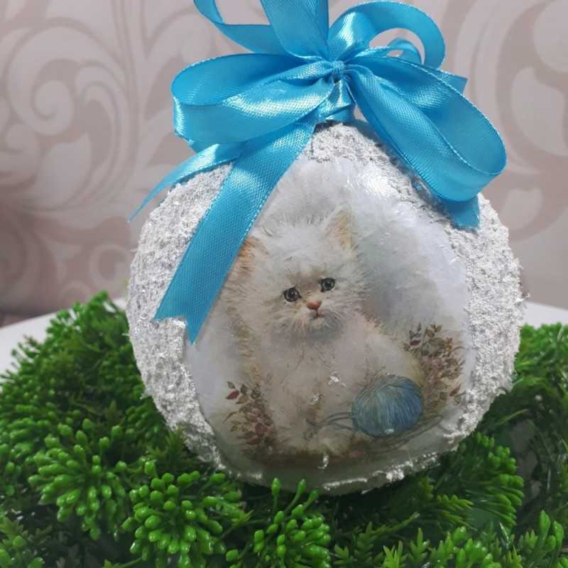 Bombka na choinkę prezent decoupage sprzedam KOT KOTEK Bombka na choinkę prezent decoupage sprzedam KOT KOTEK